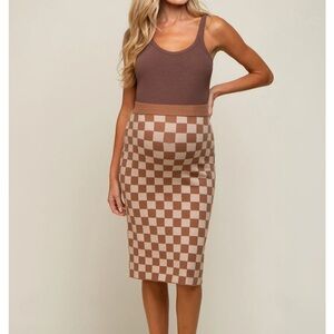 Checkerboard Knit Maternity Pencil Skirt in Brown and Cream